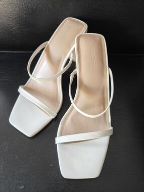 Minimalist Ivory Square-Toe Strappy Sandals